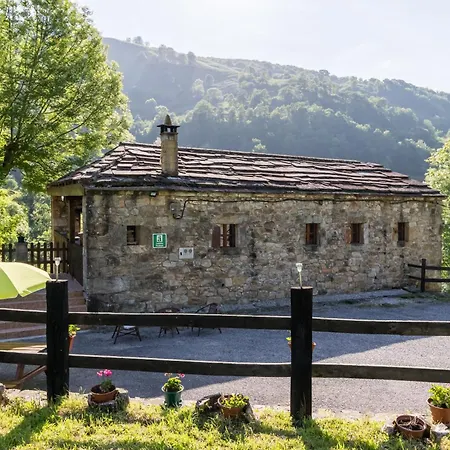Cabaña Pasiega Lo Miñarro-3